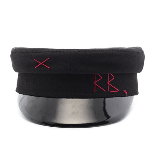 Ruslan Baginskiy的帽子