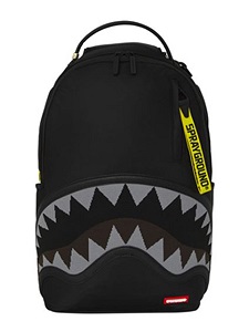リュックSprayground