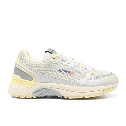 Autryスニーカー